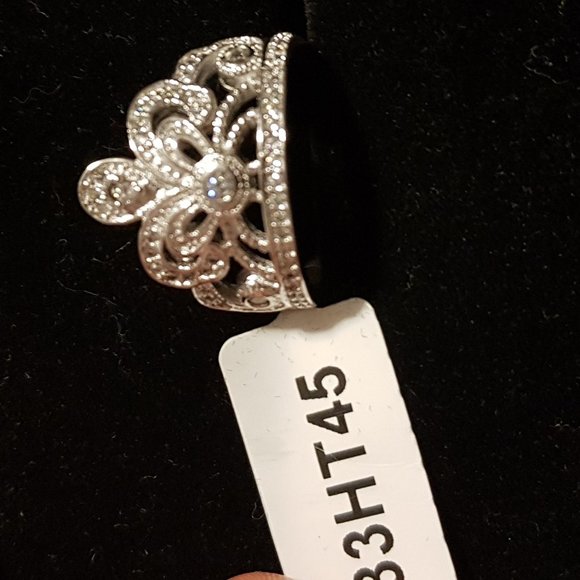 Beautiful Princess ring - Picture 4 of 5